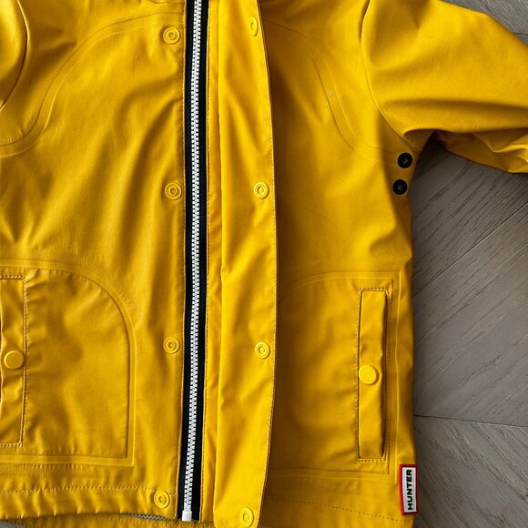 Yellow Hunter rain jacket - Picture 2 of 6
